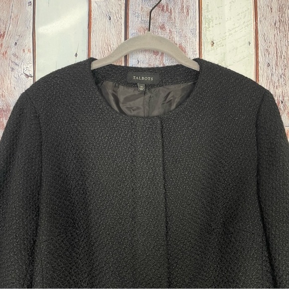 ✨✨Host Pick ✨Talbots Tweed Zip Up Jacket, Faux Leather Pockets, Black Wool Blend - Picture 3 of 11